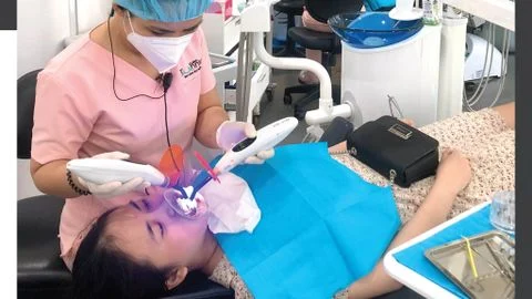 Đừng thấy nha khoa niềng răng giá rẻ mà ham!
