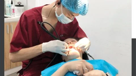 8 loại thực phẩm gây hại cho răng miệng