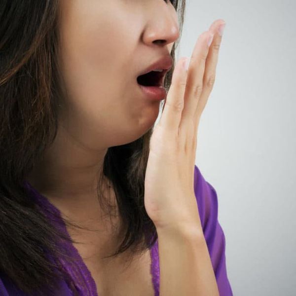 Bác sĩ điều trị hôi miệng bằng cách nào?