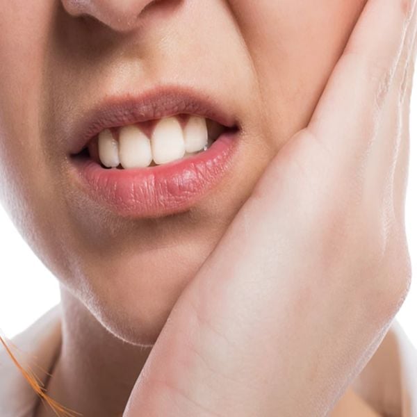 Ðau nhức răng vào mùa lạnh do đâu?