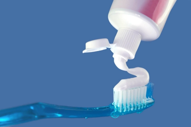 Lựa chọn loại kem đánh răng phù hợp để răng khỏe đẹp